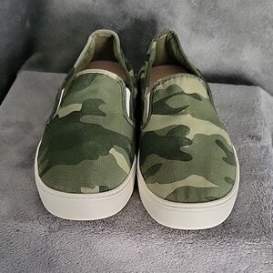 Camouflage Slip-On Sneakers